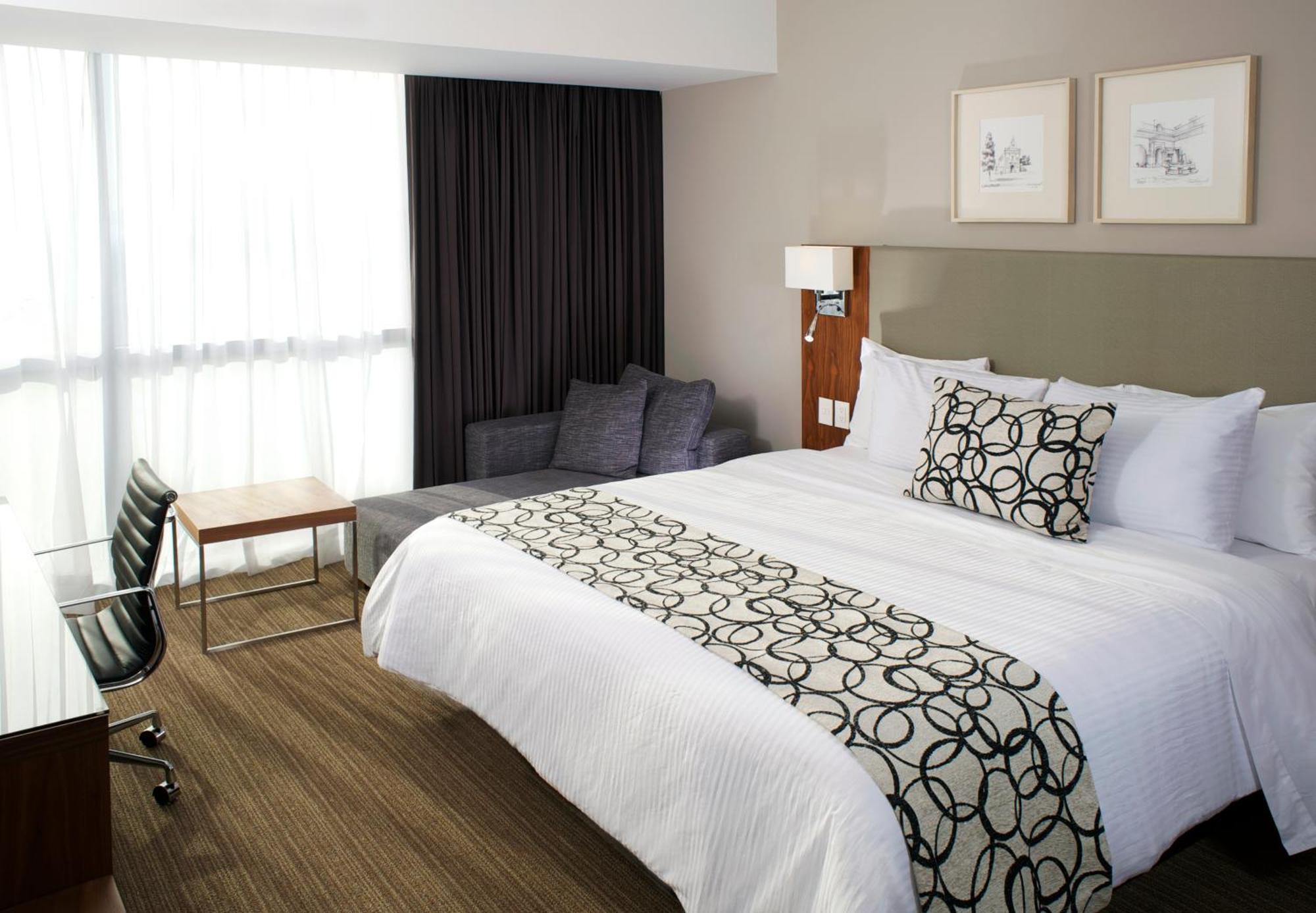 Miranda 克雷塔罗尊贵卡撒旅馆酒店 外观 照片 A bed runner