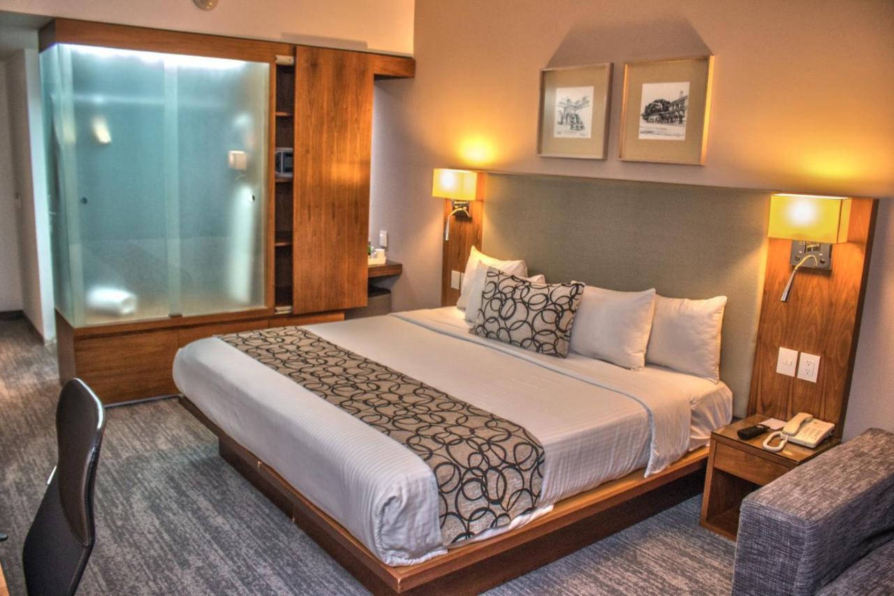 Miranda 克雷塔罗尊贵卡撒旅馆酒店 外观 照片 A room at the hotel