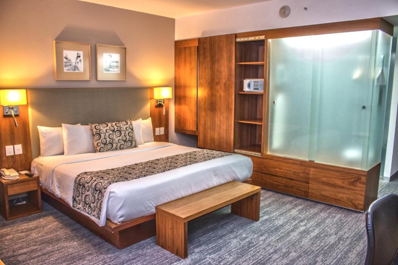Miranda 克雷塔罗尊贵卡撒旅馆酒店 外观 照片 A room at the hotel