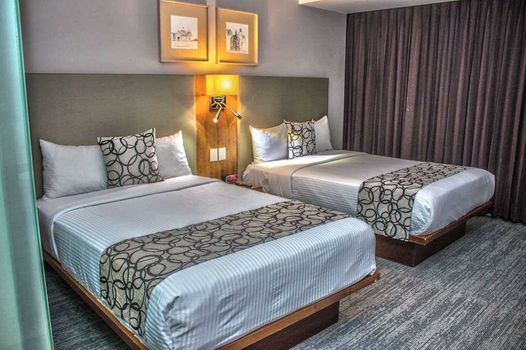 Miranda 克雷塔罗尊贵卡撒旅馆酒店 客房 照片 A room at the hotel